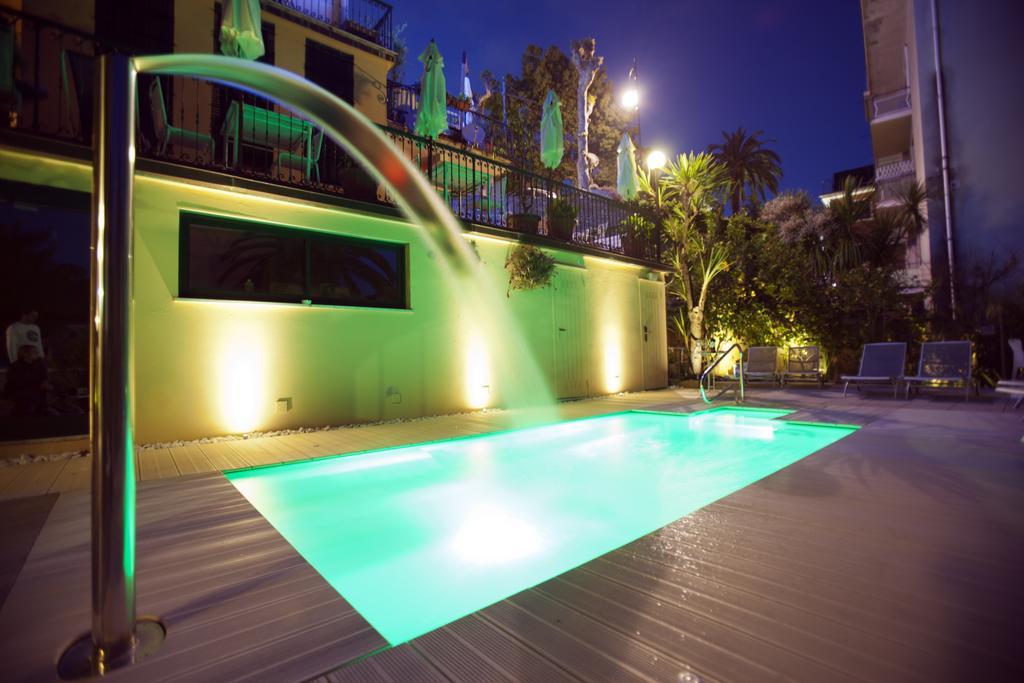 Hotel Villa Anita ซานตา มาร์เกอริตา ลีกูเร ภายนอก รูปภาพ
